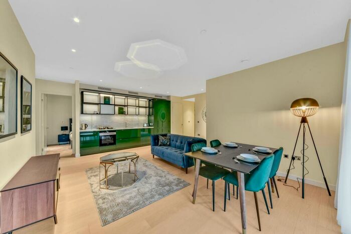 2 Bedroom Apartment To Rent In Hobart Building, Wardian, London, E14