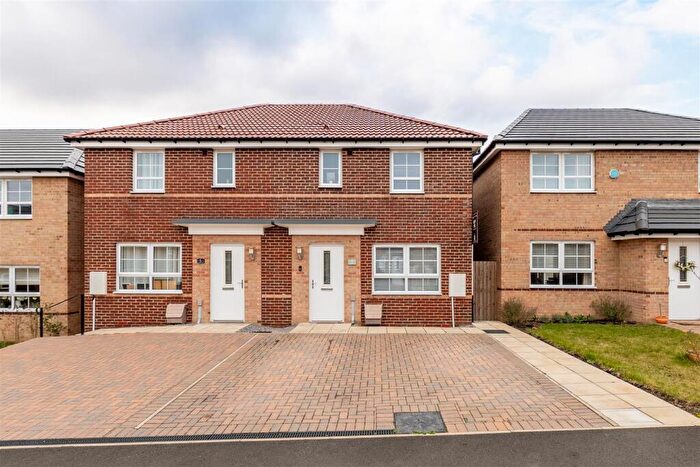 3 Bedroom Semi Detached House For Sale In Larch Avenue, Meadow Hill, NE15