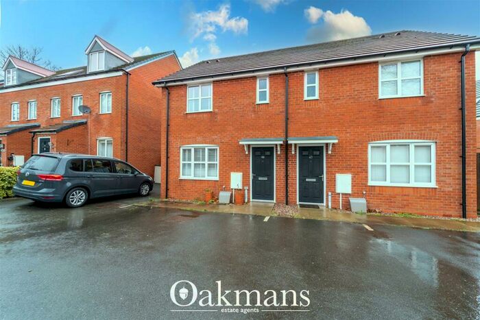 3 Bedroom Semi-Detached House To Rent In Arkell Way, Selly Oak, Birmingham, B29