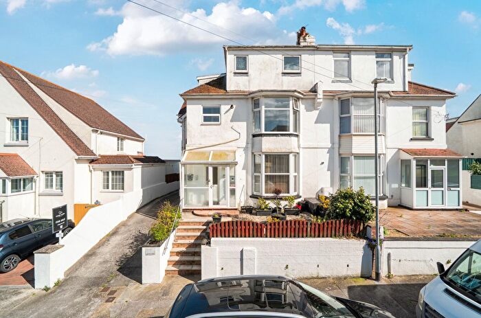 1 Bedroom Flat For Sale In Morin Road, Paignton, Devon, TQ3