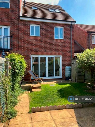 3 Bedroom Semi-Detached House To Rent In Cherwell Gardens, Bingham, Nottingham, NG13