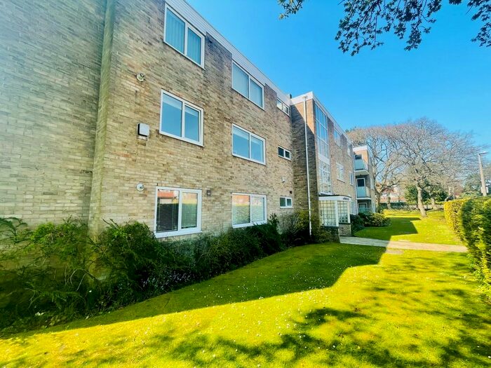 3 Bedroom Flat To Rent In Canford Place, Cliff Drive, Canford Cliffs, BH13