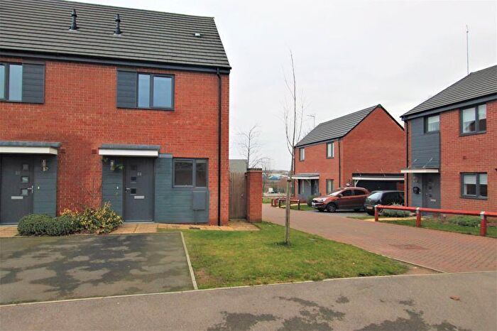 2 Bedroom Semi-Detached House To Rent In Kensington Close, Northampton, NN2