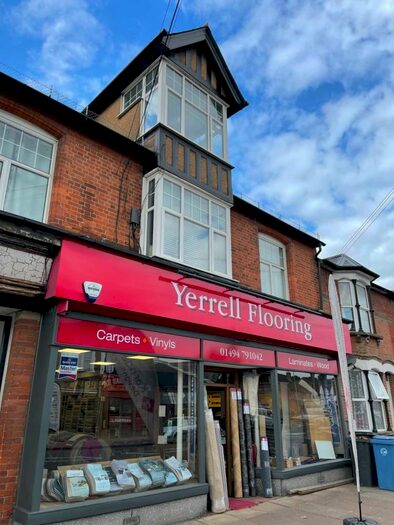 2 Bedroom Flat To Rent In Broad Street, HP5