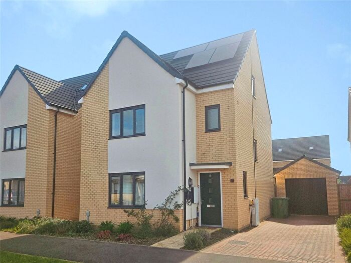 4 Bedroom Detached House For Sale In Croft Way, Wymondham, Norfolk, NR18