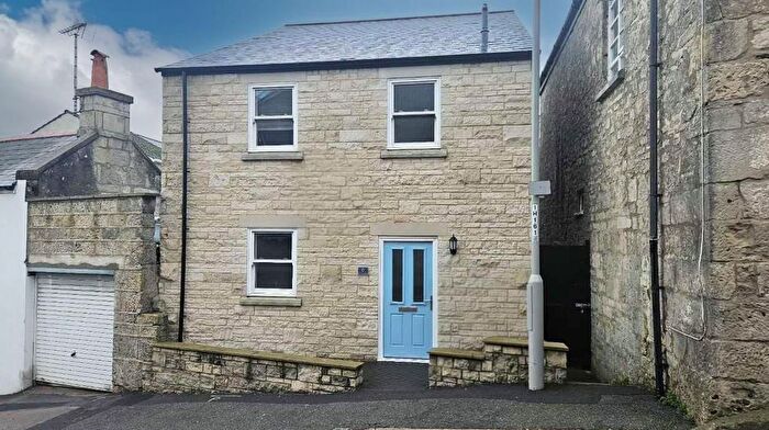 3 Bedroom Property To Rent In High Street, Fortuneswell, Portland, DT5