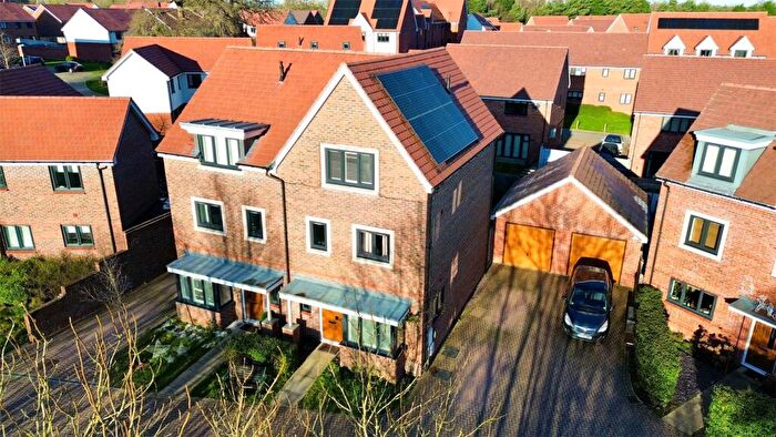 4 Bedroom Semi-Detached House For Sale In Glover Crescent, Arborfield Green, Reading, Berkshire, RG2