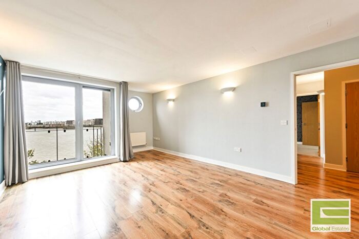 2 Bedroom Flat To Rent In Tideham House, Merbury Close, West Thamesmead, SE28