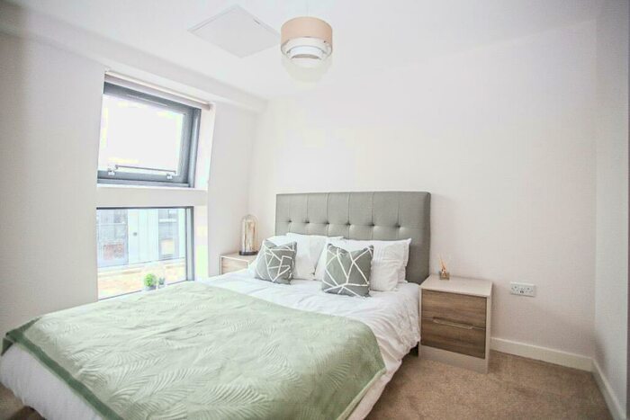 2 Bedroom Apartment To Rent In The Forge Newcastle Upon Tyne, NE1