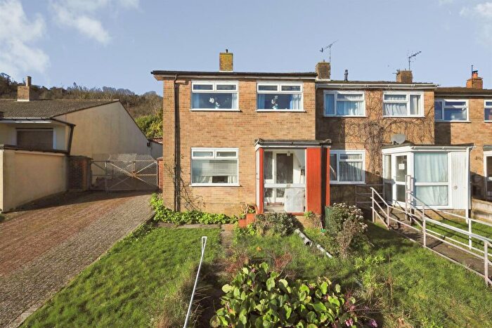2 Bedroom End Of Terrace House For Sale In Burrow Down, Eastbourne, BN20