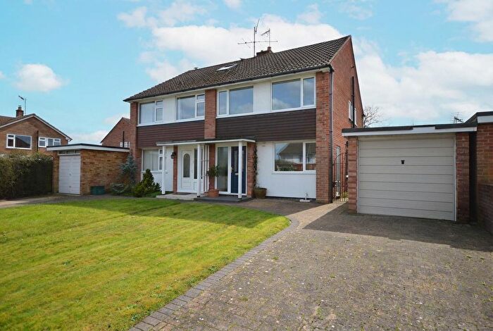 3 Bedroom Semi Detached House For Sale In Trenchard Road, Saltford, Bristol, BS31