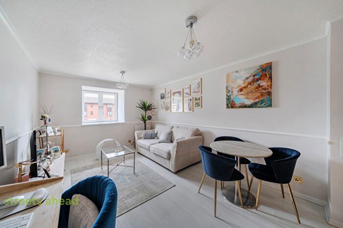 1 Bedroom Flat For Sale In Selhurst Road, London, SE25