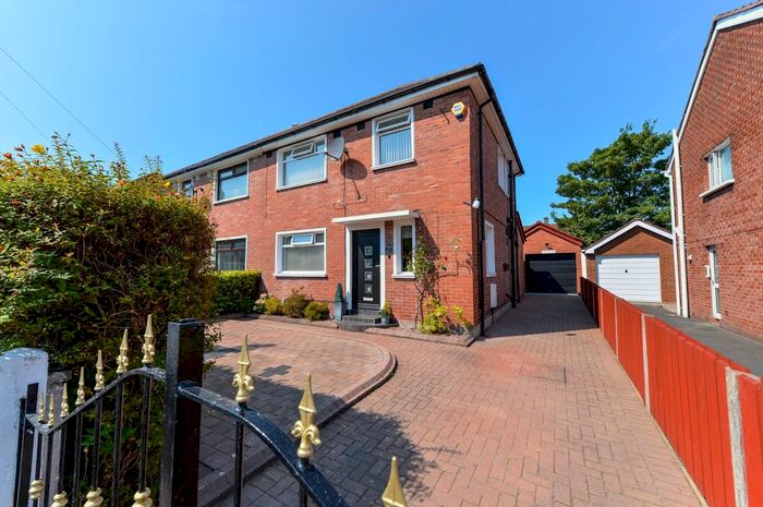 3 Bedroom Semi-Detached House For Sale In Carolhill Drive, Belfast, County Antrim, BT4
