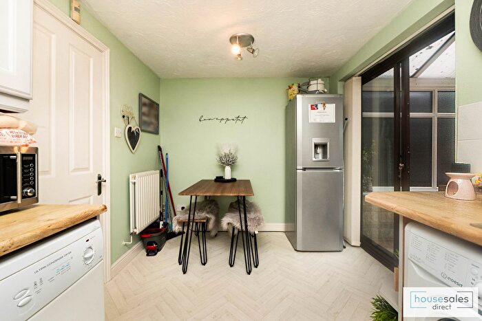 3 Bedroom End Of Terrace House For Sale In New Walk Hanham, Bristol, BS15