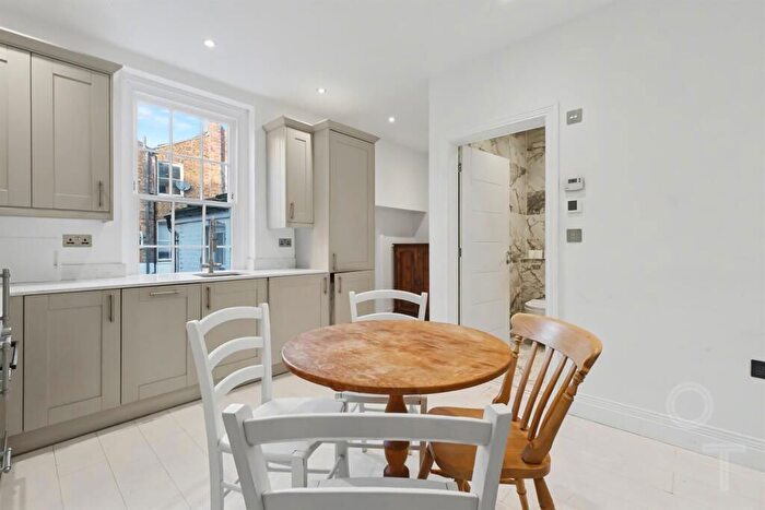2 Bedroom Flat For Sale In Pratt Street, London, NW1