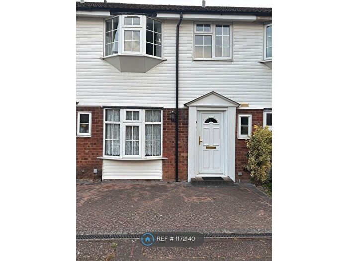 3 Bedroom Terraced House To Rent In Belgrave Mews, Uxbridge, UB8