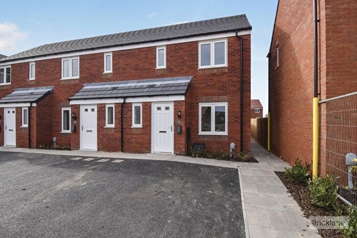 3 Bedroom End Of Terrace House To Rent In Mattock Drive, Fleckney, Leicestershire, LE8