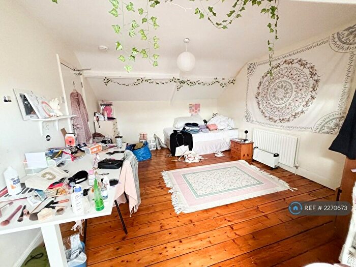 5 Bedroom Terraced House To Rent In Dilston Road, Newcastle Upon Tyne, NE4