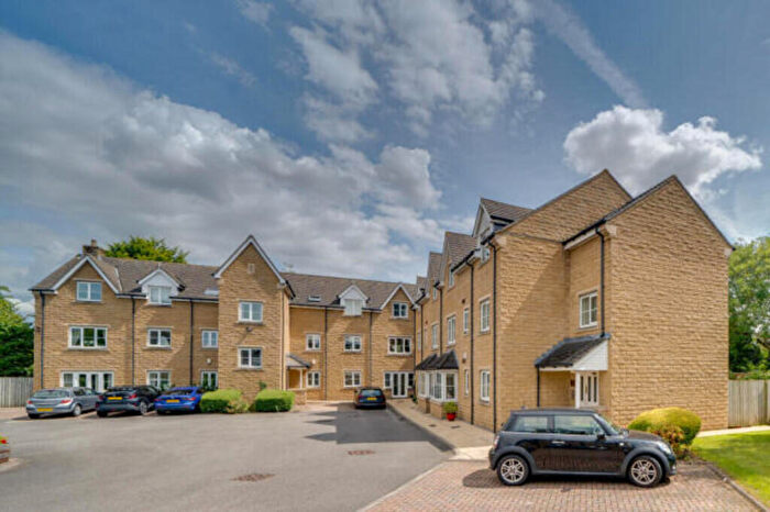 3 Bedroom Apartment For Sale In Farriers Court, Wetherby, LS22