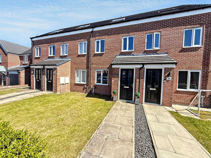 3 Bedroom Town House For Sale In Manby Court, St. Nicholas Manor, Cramlington, Northumberland, NE23