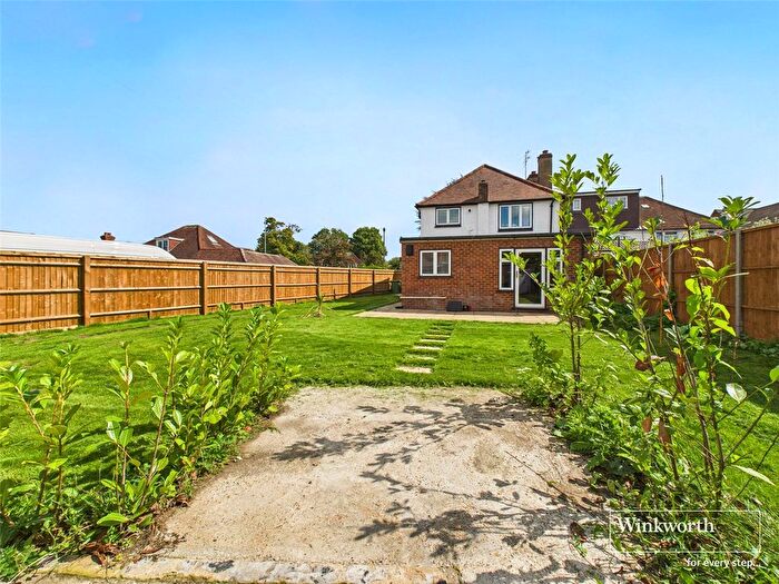 3 Bedroom Detached House For Sale In Church Road, Earley, Reading, Berkshire, RG6