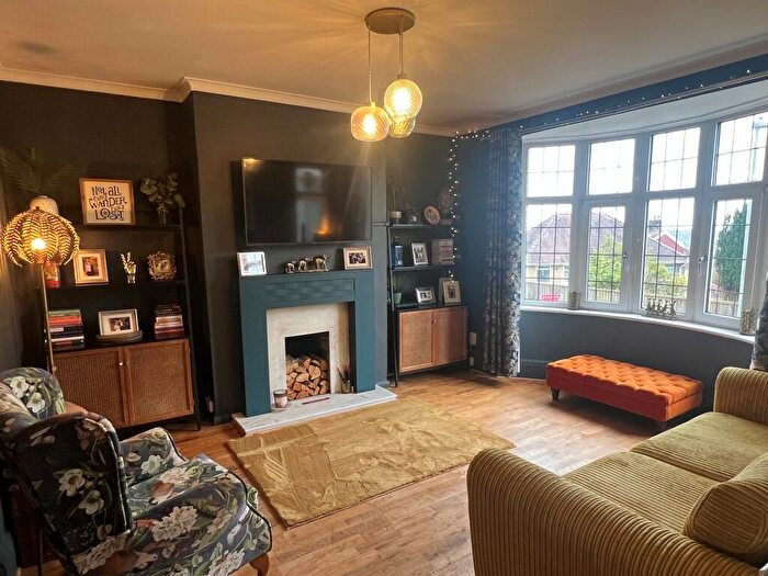 3 Bedroom Semi-Detached House For Sale In Lon Dan Y Coed, Cockett, Swansea, SA2