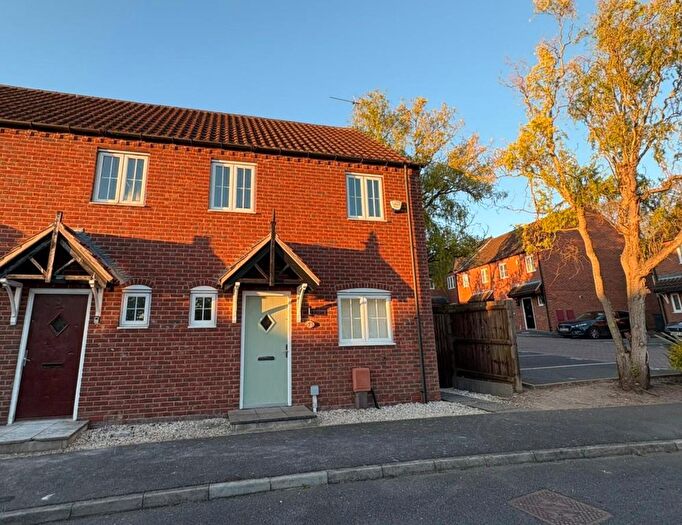 3 Bedroom Semi-Detached House To Rent In Willoughby Chase, Gainsborough, DN21
