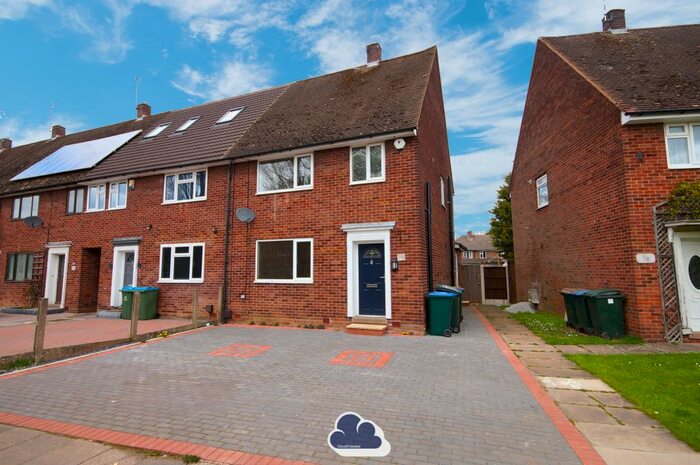 5 Bedroom Semi-Detached House To Rent In Prior Deram Walk, Coventry, CV4