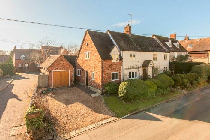 4 Bedroom Semi-Detached House For Sale In Front Street, Pebworth, Stratford-Upon-Avon, CV37