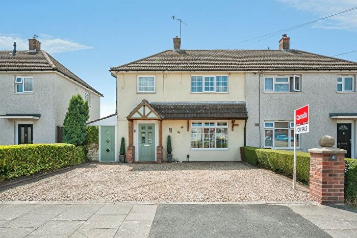3 Bedroom Semi-detached House For Sale In Dudhill Road, Rowley Regis, B65