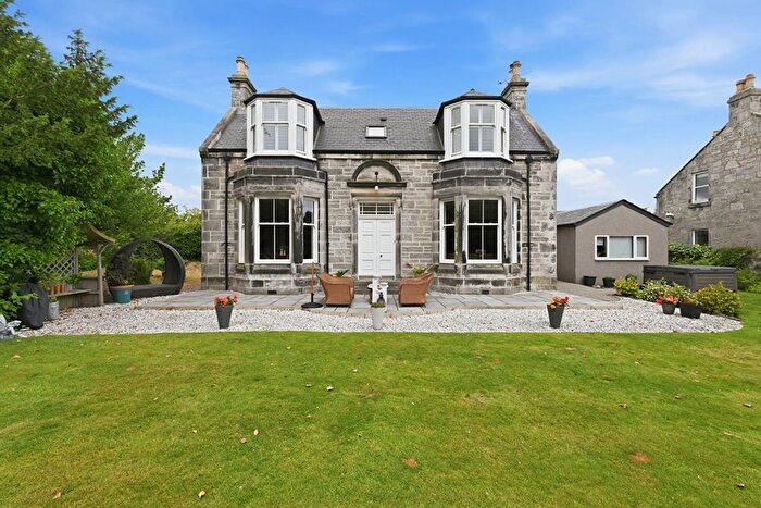 4 Bedroom Detached House For Sale In Venturefair Avenue, Dunfermline, Fife, KY12