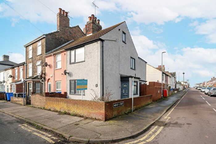 2 Bedroom End Of Terrace House For Sale In Trafalgar Street, Lowestoft, Suffolk, NR32