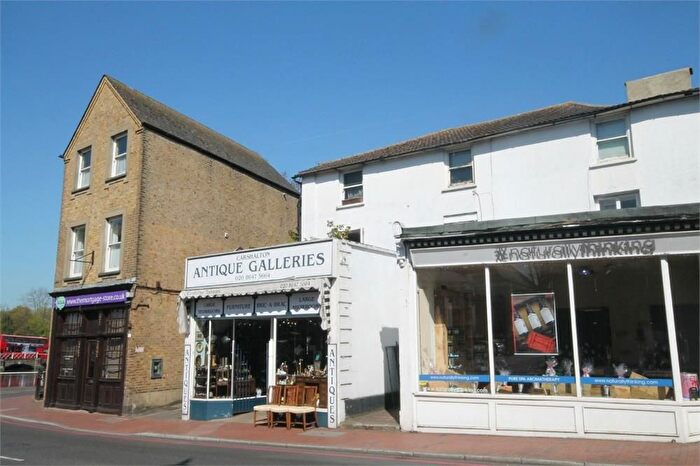 2 Bedroom Flat To Rent In High Street, Carshalton, SM5