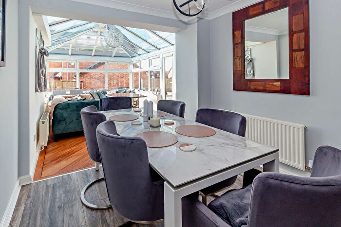 5 Bedroom Detached House For Sale In Spruce Crescent, Bury, BL9