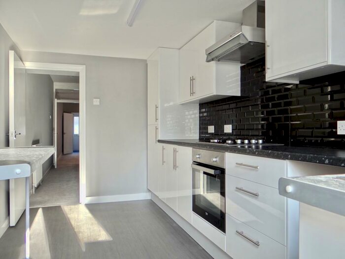 3 Bedroom House To Rent In Rugby Road, Southsea, PO5