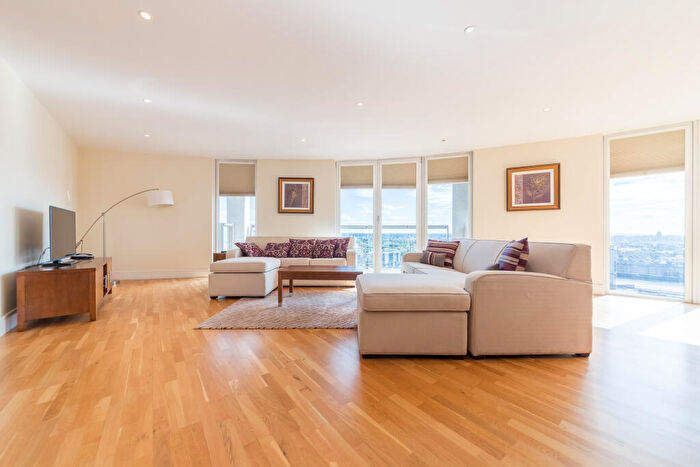 2 Bedroom Apartment To Rent In Quadrant Walk, London, E14