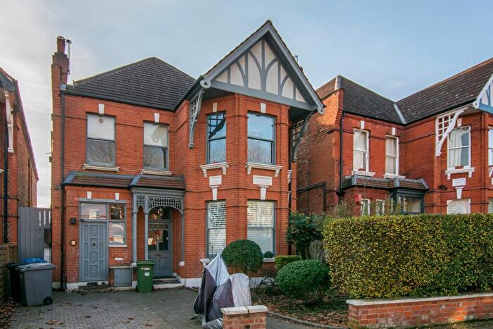 1 Bedroom Maisonette To Rent In Dartmouth Road, Mapesbury Estate, London, NW2