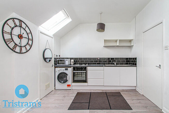 1 Bedroom Flat To Rent In Woodborough Road, Nottingham, NG3