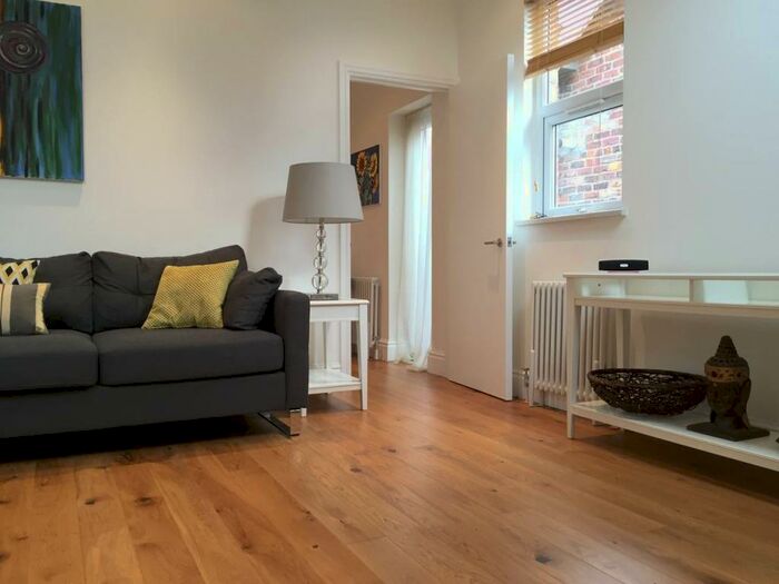 2 Bedroom Flat To Rent In Corkland Road, Chorlton Cum Hardy, Manchester, Greater Manchester, M21