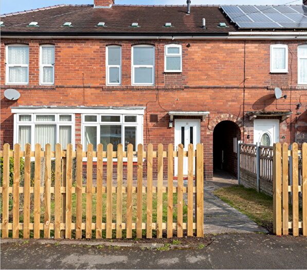 3 Bedroom Terraced House To Rent In Montgomery Road, Telford, TF1