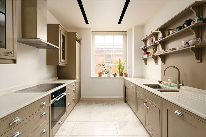 2 Bedroom Flat For Sale In Cumberland Terrace, Regent's Park, London, NW1