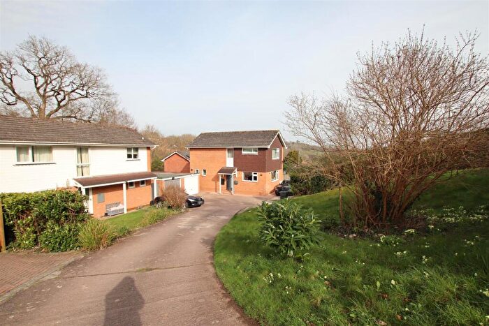 3 Bedroom Detached House For Sale In Mayflower Avenue, Exeter, EX4