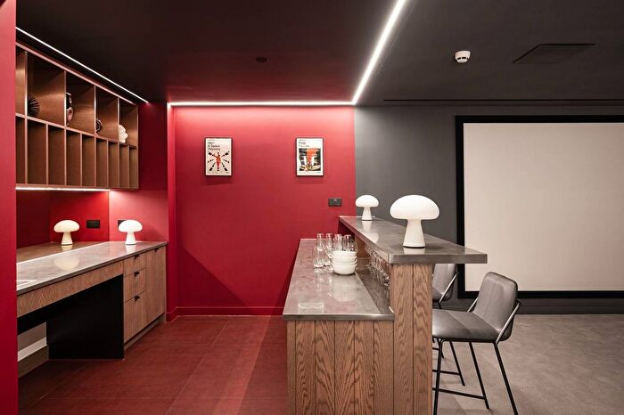 2 Bedroom Flat To Rent In Cherry Park Lane, Stratford, London, E20