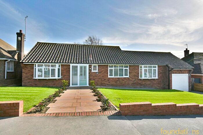 2 Bedroom Detached Bungalow For Sale In Winston Drive, Bexhill-On-Sea, TN39