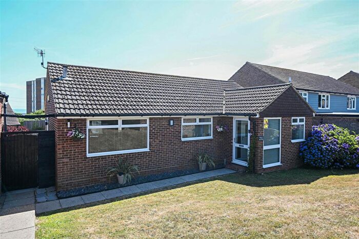 3 Bedroom Bungalow For Sale In The Finches, Bexhill-On-Sea, TN40