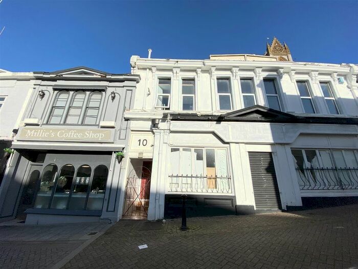 1 Bedroom Flat To Rent In The Terrace, Torquay, Devon, TQ1