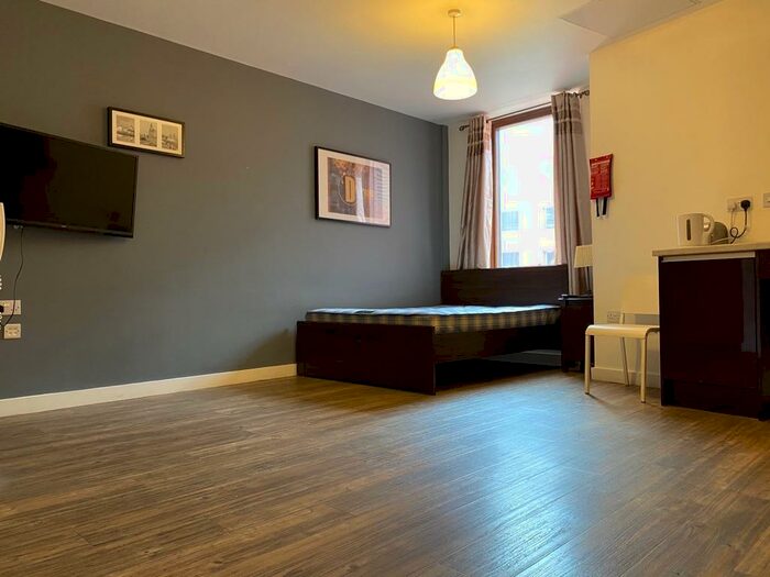 Studio To Rent In Moorfields, Liverpool, Merseyside, L2