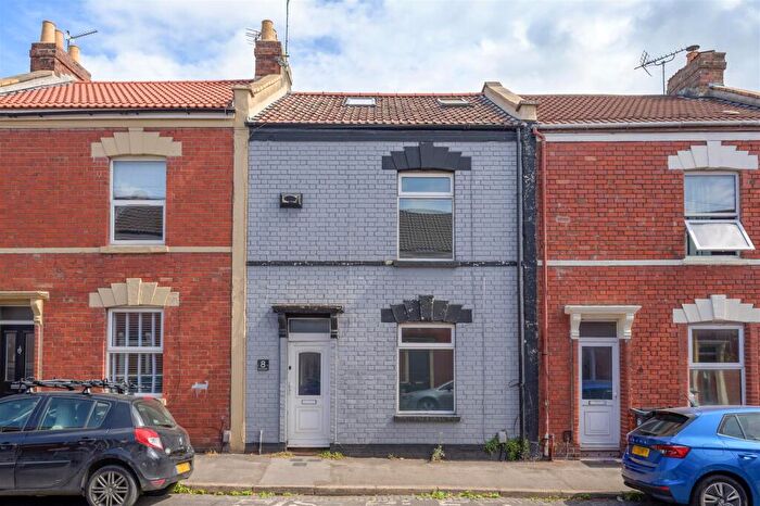 1 Bedroom House To Rent In Oxford Street, Barton Hill, Bristol, BS5