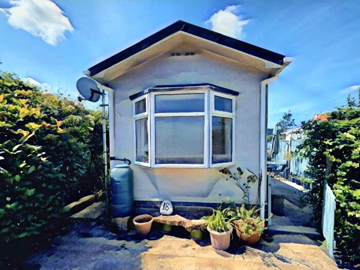 1 Bedroom Park Home For Sale In Green Lane, Witcombe, GL3