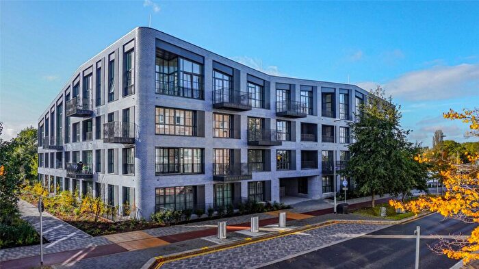 1 Bedroom Apartment To Rent In Turing Way, Cambridge, Cambridgeshire, CB3